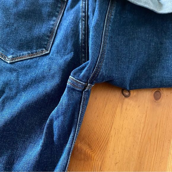 OLD NAVY Size 10 Blue High Rise Bermuda Denim Jean 7” Shorts - Picture 13 of 16